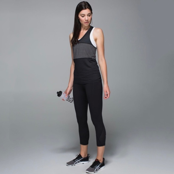 Lululemon Pedal To The Medal Singlet Tank Top, Black / Heathered‎ Black (Sz 4) - Picture 3 of 11